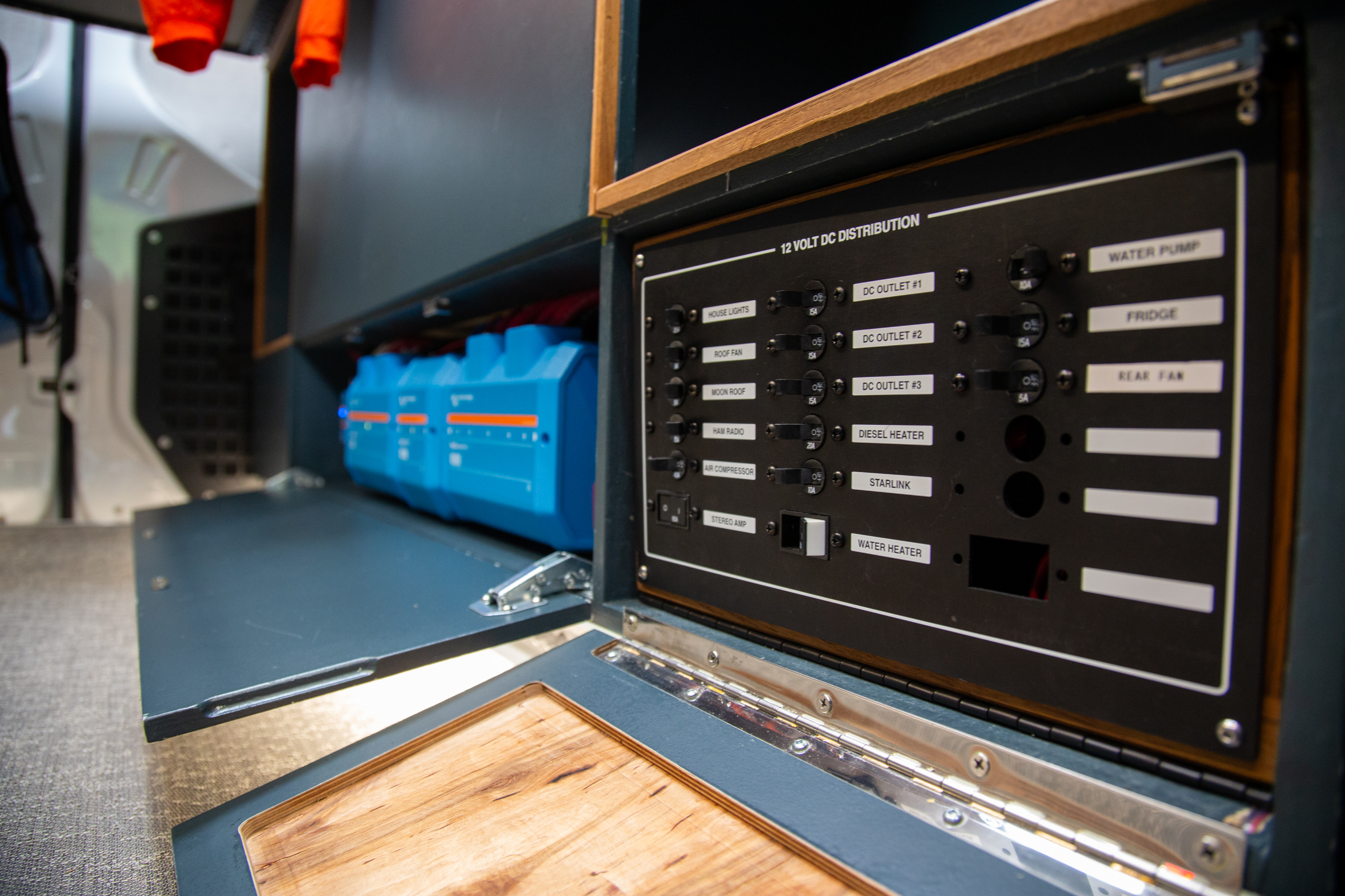 Electrical power system and battery components